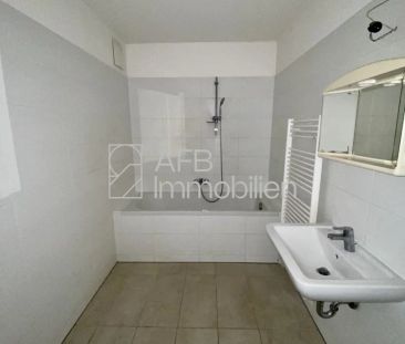 4-Zimmer-Genossenschaftswohnung mit großem Balkon - 3er-WG geeignet - Photo 4