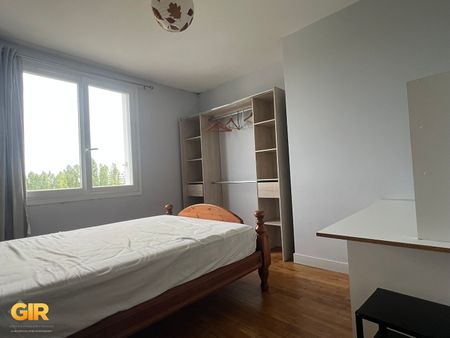 Location Maison 5 pièces 83m² ST JACQUES DE LA LANDE 35136 - Photo 5
