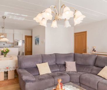 Appartement te huur in Westmeerbeek voor € 895 met 2 slaapkamers - Photo 1