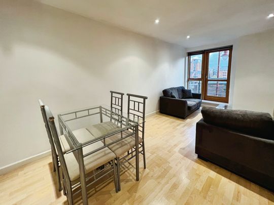2 bedroom apartment to rent - Photo 1