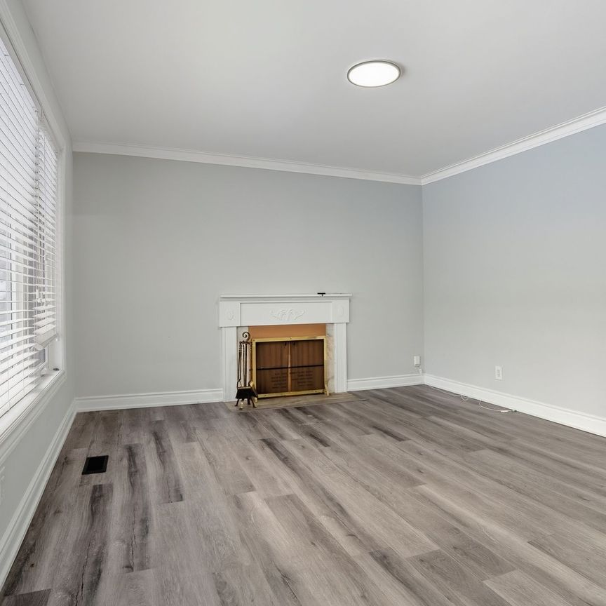 For Lease - 331 Jaybell Grove Unit# Main, Toronto, Ontario - Photo 1