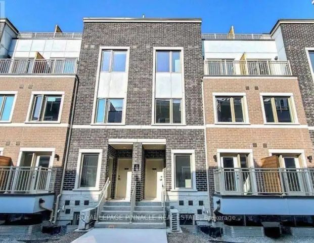 TH177 - 151 HONEYCRISP CRESCENT — 2 Bedroom - Photo 1