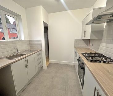 2 bedroom House To Let - Photo 5