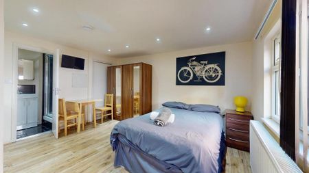 Studio to rent - Photo 5