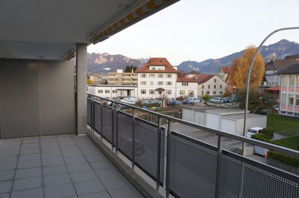 CHARMANT 4 ½ PIECES - Avec grand balcon et à deux pas de l'école ! - Photo 1