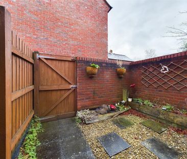 2 bedroom apartment to rent - Photo 6