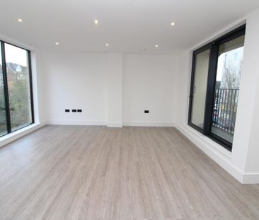 4 bedroom terraced house to rent - Photo 1