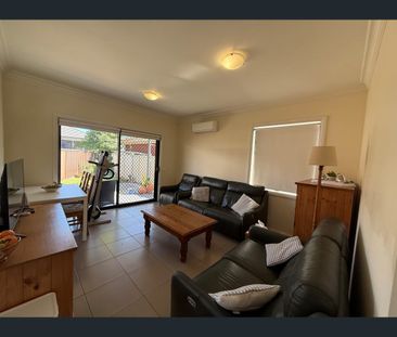 2A Barara Place, Fairfield West, NSW 2165 - Photo 2