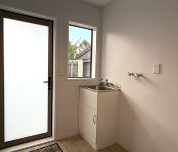 Beautifully Renovated 3 Bedroom Home with Water Views - AVAILABLE NOW - Photo 5