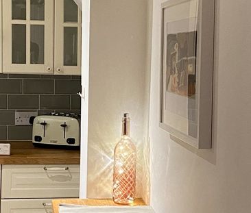 1 Bed Flat, Buckingham Place, BN1 - Photo 5