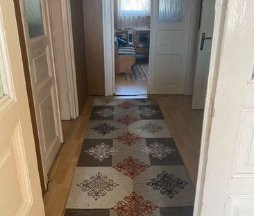 Casa P+1 de inchiriat zona CENTRALA compus din 4 camere - Photo 3