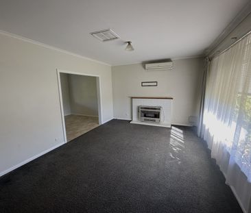 36 Sheehan Crescent, SHEPPARTON VIC 3630 - Photo 1