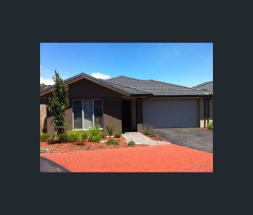 8/104 Broderick Road, Carrum Downs, Vic 3201 - Photo 1