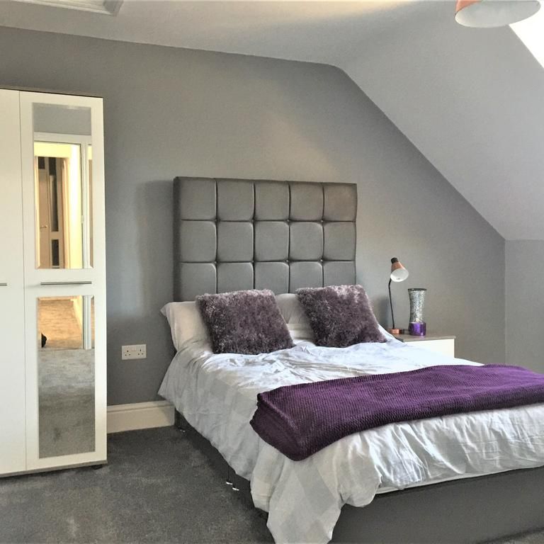 1 bedroom in a house share to rent - Photo 1