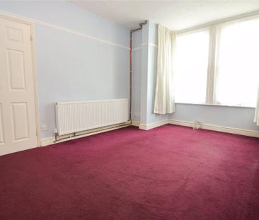 2 bedroom end of terrace house to rent - Photo 6