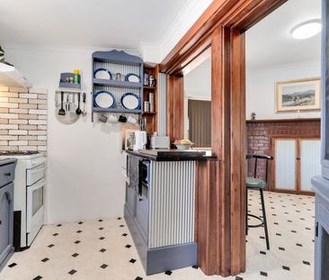 Conveniently Located 2-Bedroom Home - Photo 4