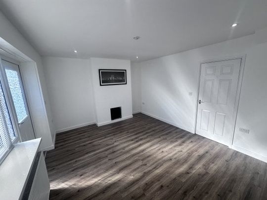 Evans Terrace, Swansea, SA1 - Photo 1