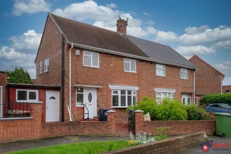 3 bedroom semi-detached house to rent - Photo 2