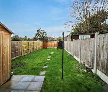 Cromer Road, Hornchurch, RM11 - Photo 5