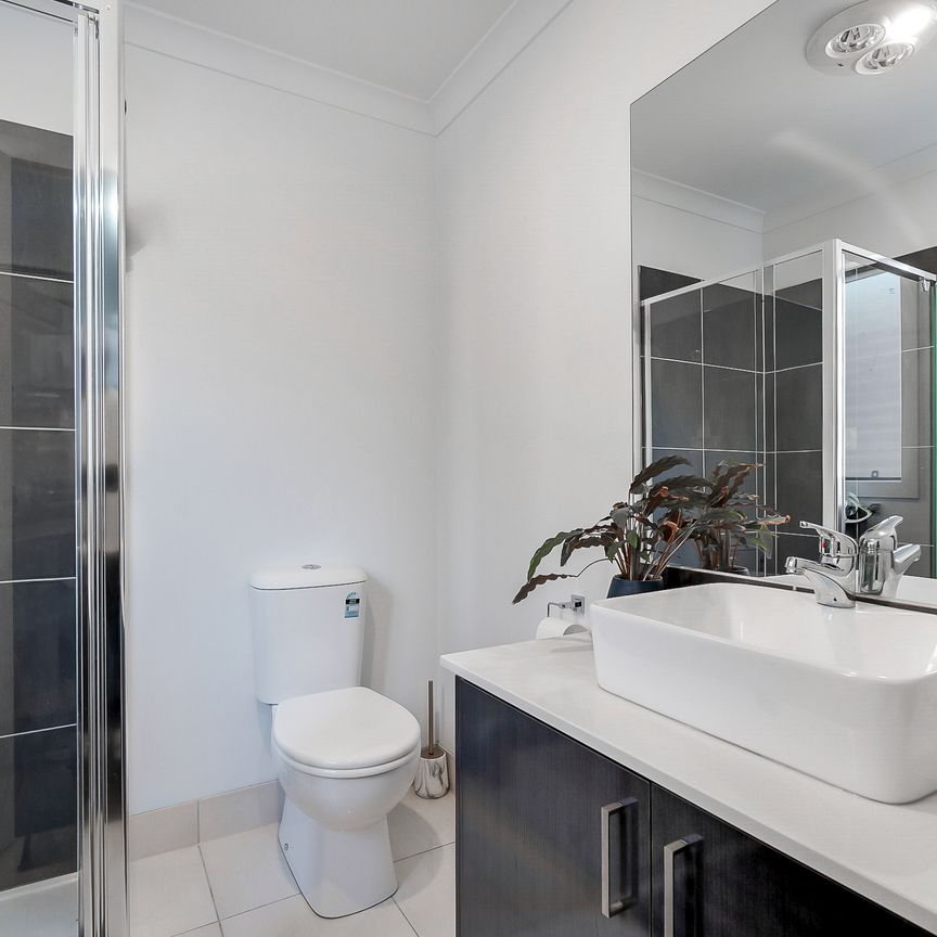 44 Dodson Road, Officer VIC 3809 - House For Rent | Domain - Photo 1