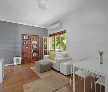 Fully furnished apartment in great location! - Photo 2