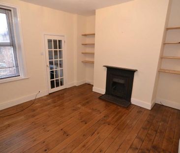 2 bedroom maisonette to rent - Photo 1