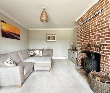 Middle Cottage, NR16 2AJ - Photo 1