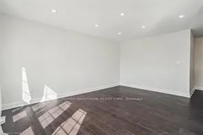 Condo Townhouse For Lease | W9248363 - Photo 2