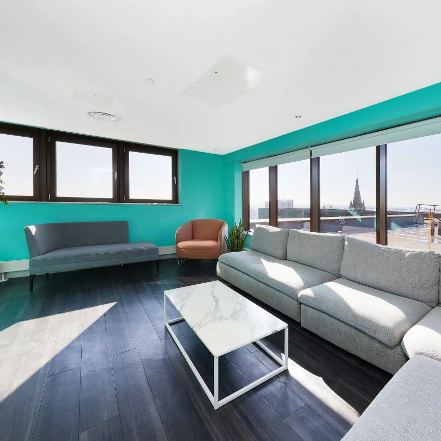 Platinum Studio - Photo 1