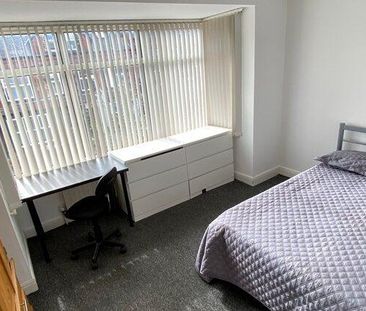 7 bedroom semi-detached house to rent - Photo 5