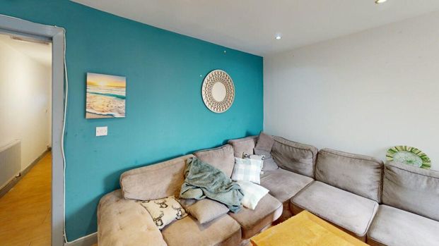 6 bedroom terraced house to rent - Photo 1
