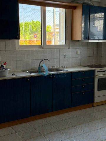 Studio/Γκαρσονιέρα για ενοικίαση Κέντρο (Ρίο) - Photo 4