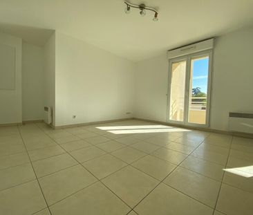 Location Appartement 2 pièces 45m² ST JEAN DE BRAYE 45800 - Photo 1
