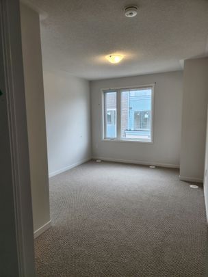 For Lease - 10 William Jackson Way Unit# 75, Toronto, Ontario - Photo 1