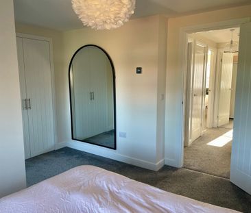 3 bedroom detached to let - Photo 4