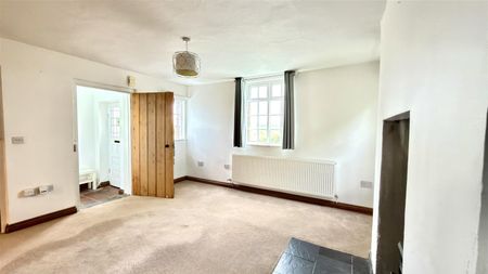 2 bedroom House To Let - Photo 2