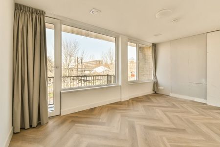 Te huur: Huis Van Boshuizenstraat in Amsterdam - Photo 2