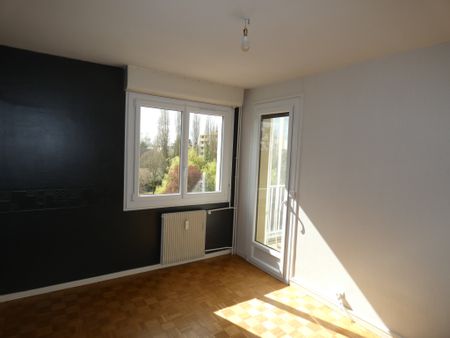 Location Appartement 4 pièces 76m² BEAUNE 21200 - Photo 4