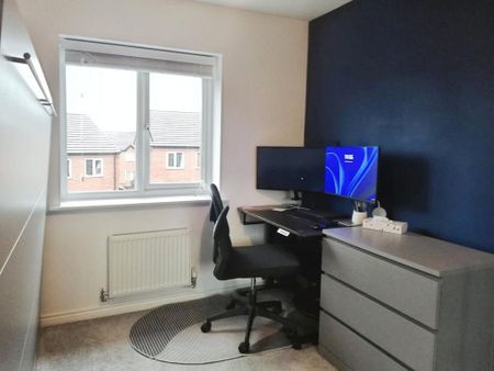 3 bedroom semi-detached house to rent - Photo 5