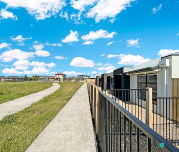 Modern Family Living in Prime Cranbourne East Location - Photo 6