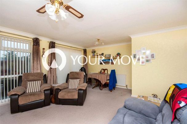 3 bedroom end of terrace house to rent - Photo 1