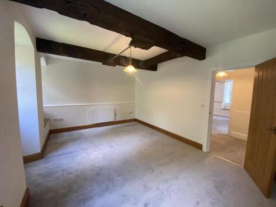 Hallas Bridge, Bradford, Cullingworth - Photo 1