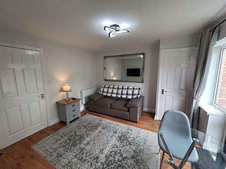 1 bedroom apartment to rent - Photo 4