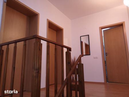 Casa de închiriat cu 3 camere în Sura Mare - Fotografie 3