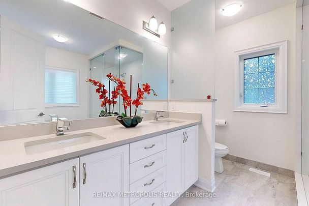 For Lease - 100 Ballantyne Boulevard Unit# ROOM C, Vaughan, Ontario - Photo 1