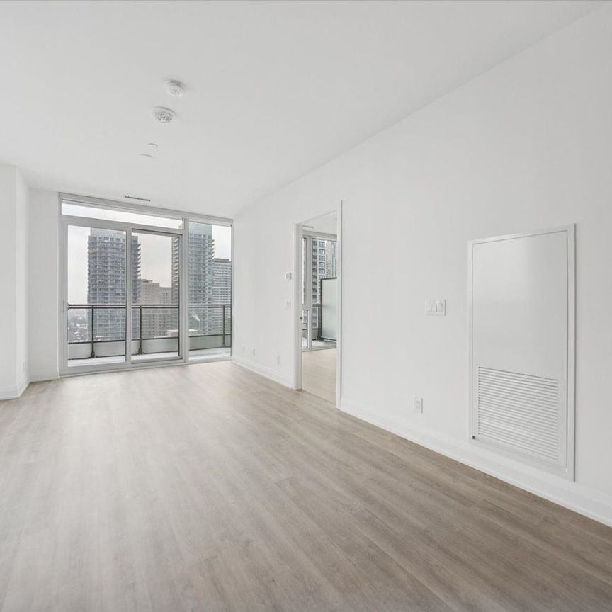 For Lease - 65 Broadway Avenue Unit# 2004, Toronto, Ontario - Photo 1