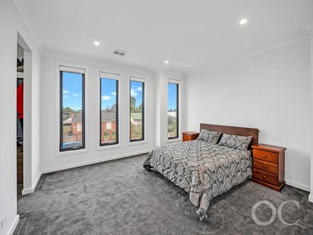 Open the Door to Sun-Soaked Living in a Premium Woodville West Pocket - Photo 4