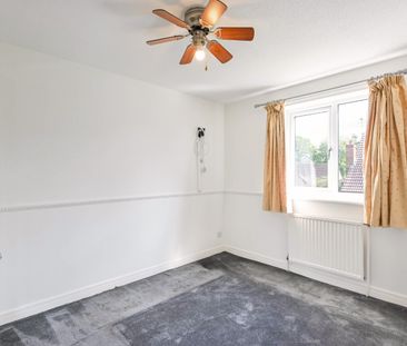 4 bedroom detached house to rent - Photo 5