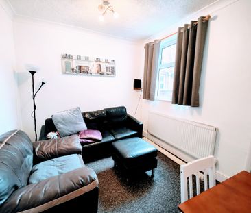 4 bedroom terraced to rent Perry Street, Northampton, Northamptonsh... - Photo 6