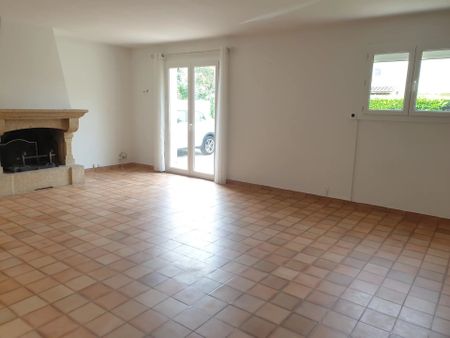 Location Villa 5 pièces 140 m2 à Saint-Jean-de-Védas - Photo 3